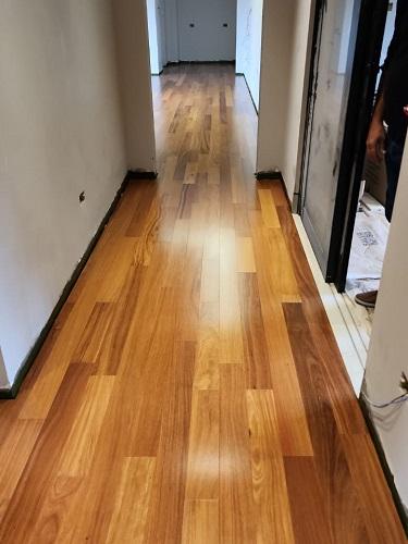 Paginação do Assoalho de Cumarú Envernizado 10cm TG4 em madeira maciça
