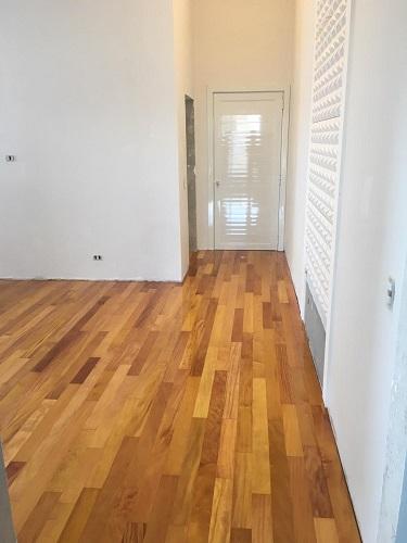 Assoalho de Garapa 9cm TG4 em composição residencial