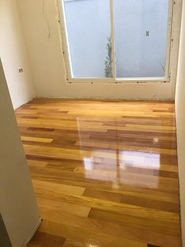Paginação do Assoalho de Garapa 9cm TG4 em ambiente interno