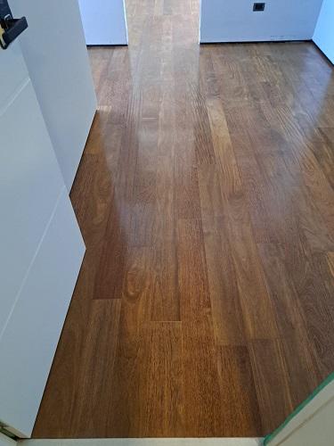 Acabamento do Assoalho de Sucupira 13cm TG4 em ambiente interno