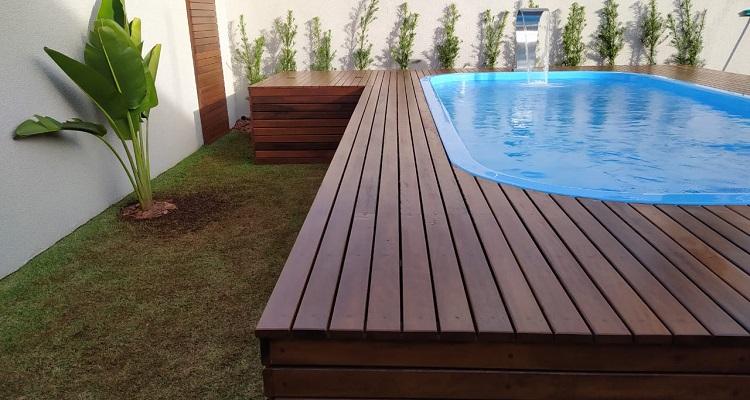 Deck de Itaúba 7cm em piscina