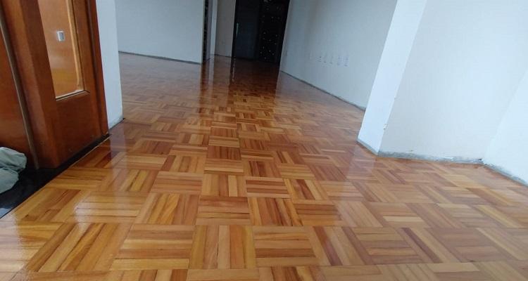 Piso de Parquet de Garapa em ambiente interno