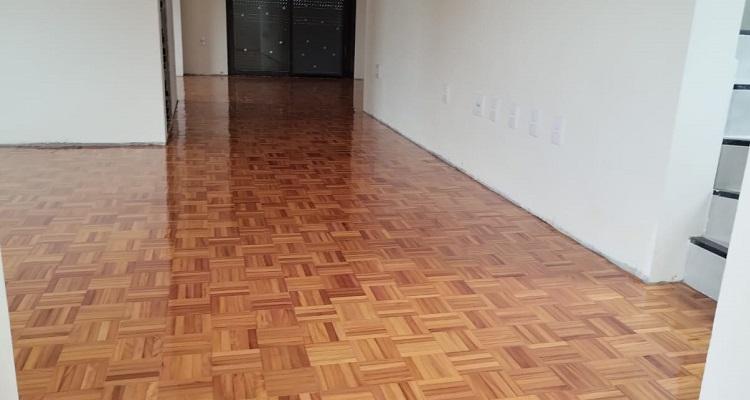 Parquet de Garapa instalado com paginação tradicional