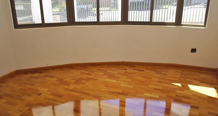 Ambiente com Taco de Garapa 7cm x 21cm